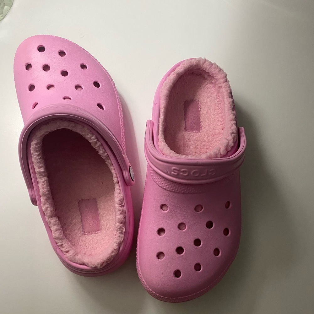 crocs